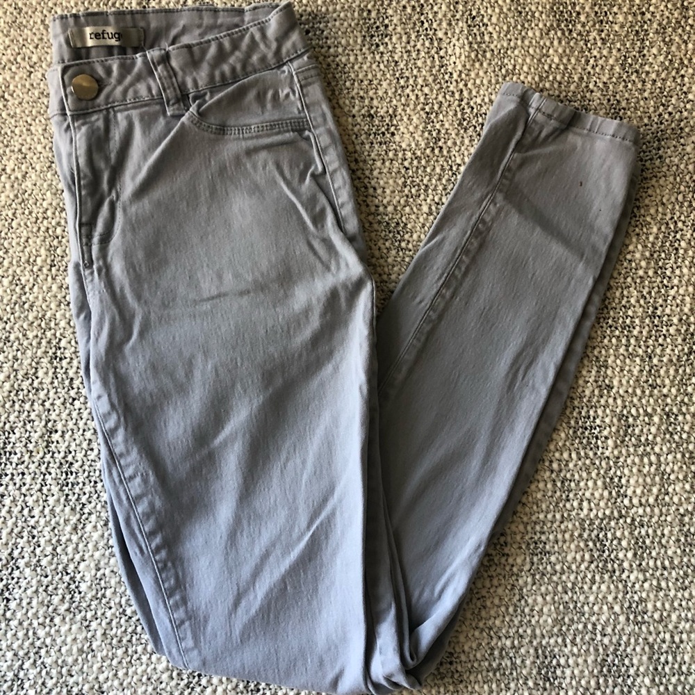 Gray skinny jeans